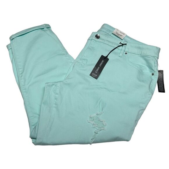 NWT a.n.a Aqua Light Blue Skinny Jeans Ankle Cropped Distressed Stretch Mid Rise - Picture 1 of 7